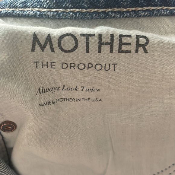 MOTHER: the dropout - Picture 4 of 4